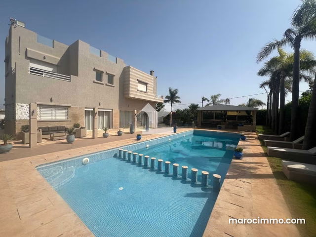Villa à Vendre de 11456.0 m² à Soualem, Had Soualem Douar Gounifid — حد السوالم