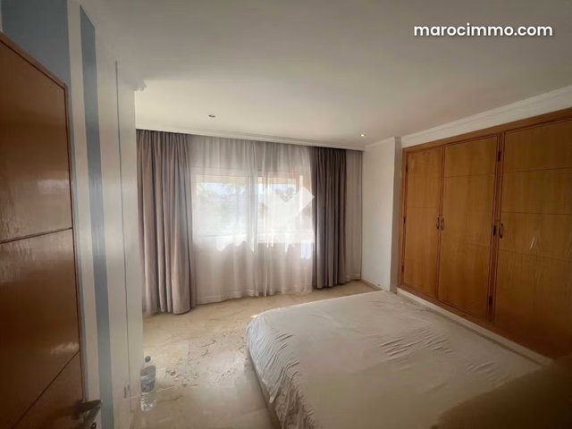 Villa à Vendre de 11456.0 m² à Soualem, Had Soualem Douar Gounifid — 2