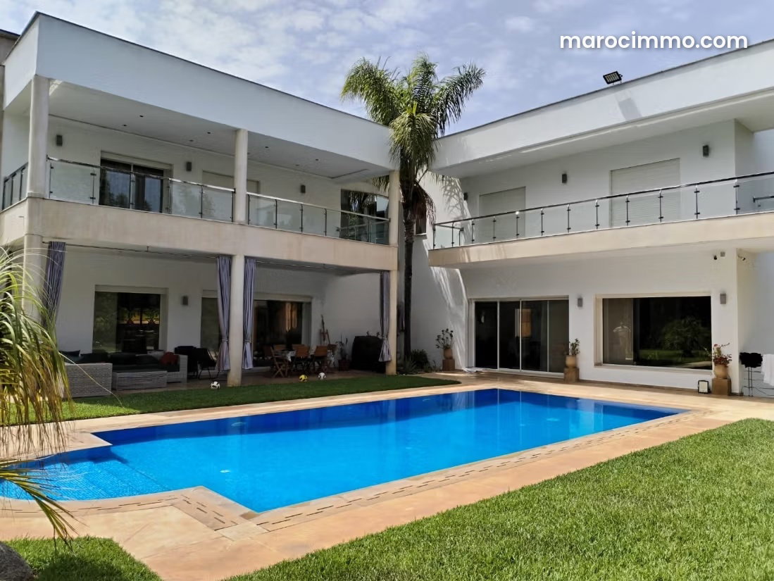 Prestigious Villa in Souissi, Rabat, with Swimming Pool and Garden — Rabat