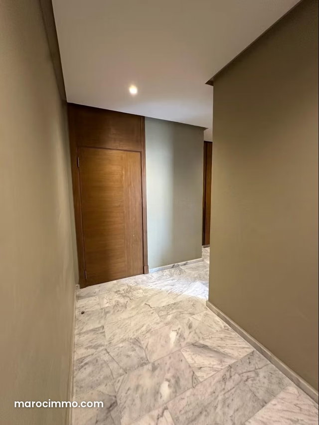 Appartement vide 70 m² avec terrasse – Rez de chaussée – ferme Brotone — 4
