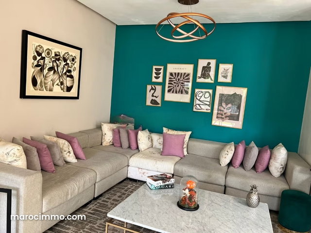 240 m² Modern Villa in Green Town – 3 Bedrooms Garden — 2