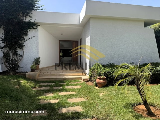 A louer villa plain pied au Souissi avec piscine — 2