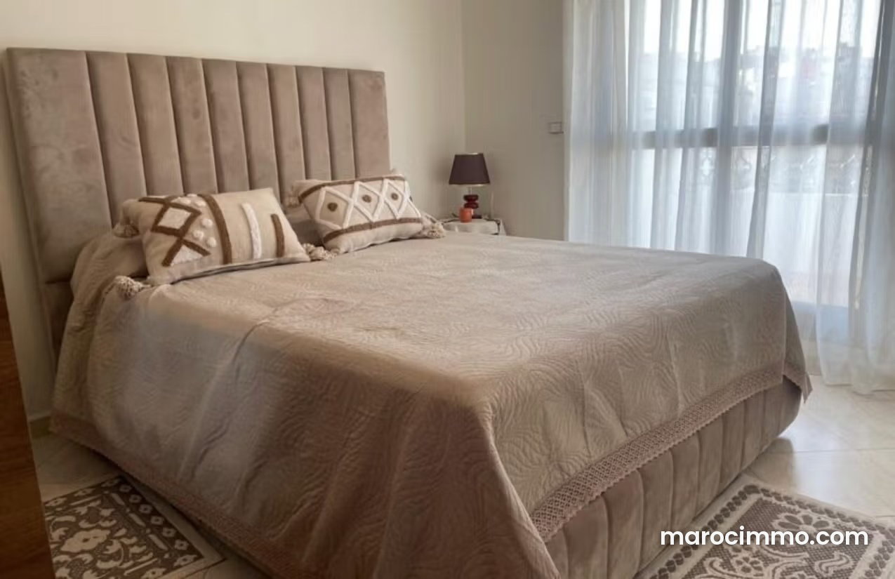 شقة مشرقة بشرفة قرب ميناء طنجة — طنجة