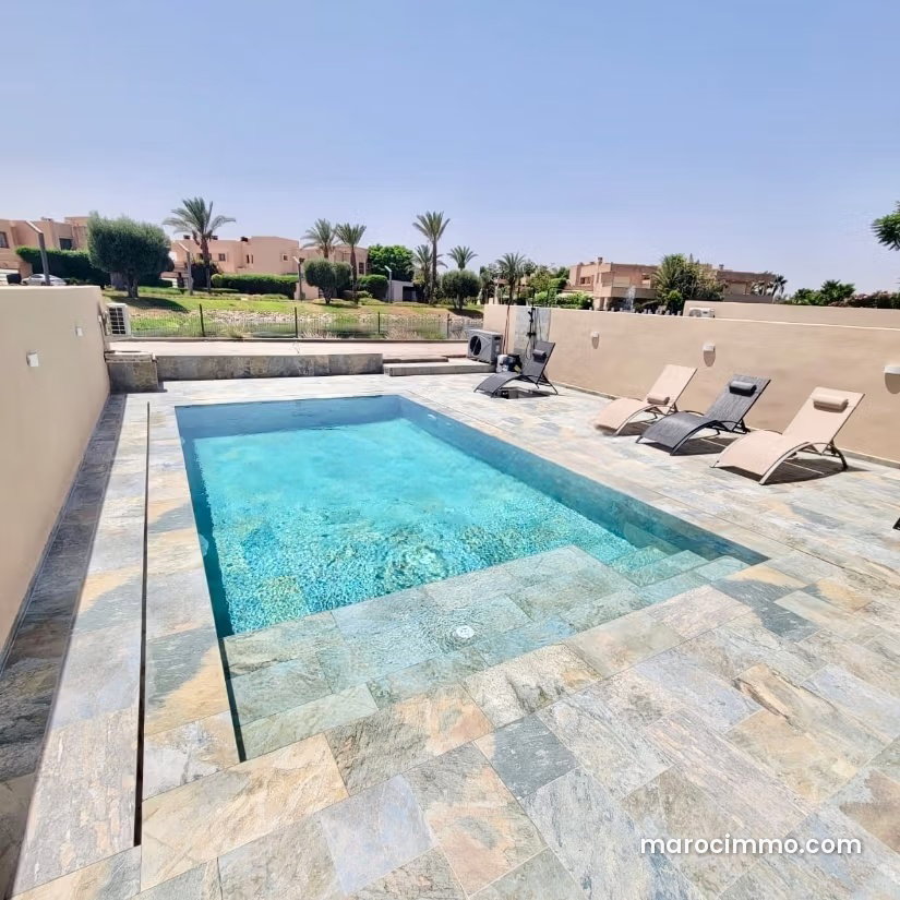 Furnished 190 sqm Apartment with Terrace and Pool, Marrakech City Centre — Marrakesh
