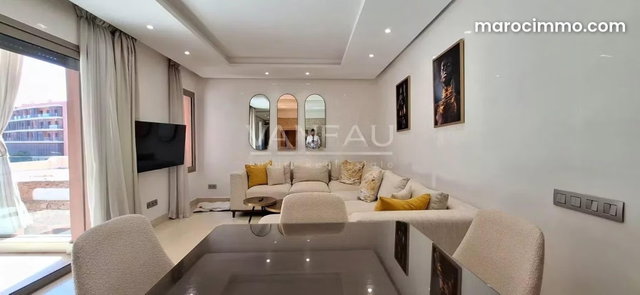 Bel appartement 2 chambres et grande terrasse en plein centre v — 4