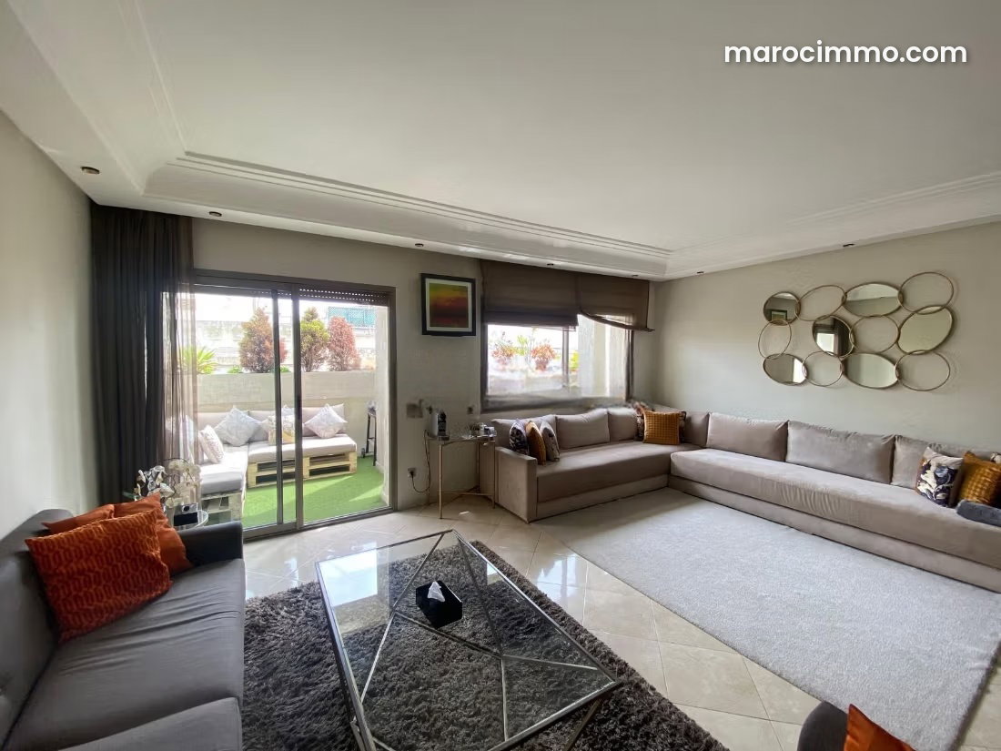 177 m² Apartment with Terrace for Sale in Mers Sultan, Casablanca — Casablanca