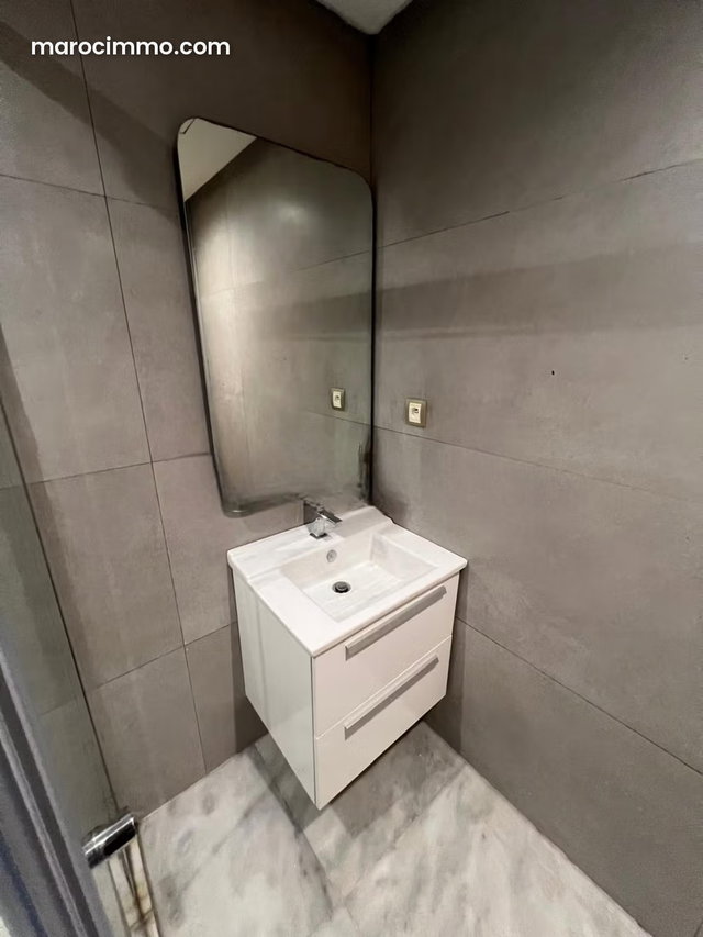 Beau studio a vendre meuble a 2 min de la corniche — 5