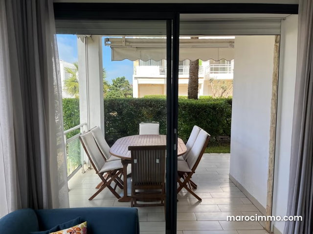 Bel appartement meublé à louer — 4