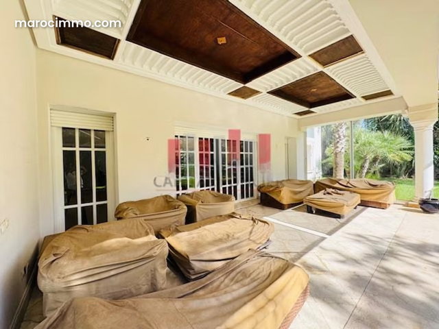Maison de haut standing à vendre à Californie. 5 chambres. Piscine, climatisation — 3
