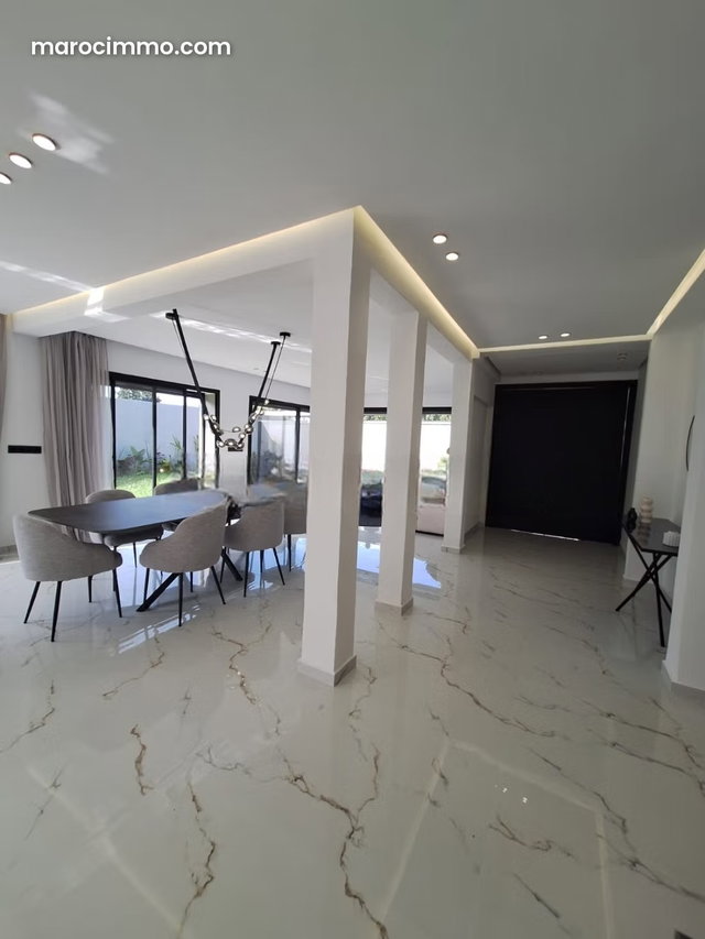 Villa meublée à la vente — 5
