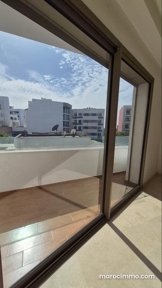 A louer Appt moderne 124m2 3 ch Ferme Bretogne — 3