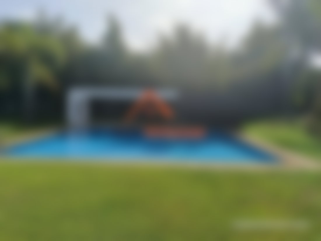 Villa 2000 m² avec piscine et jardin à louer, Souissi, Rabat