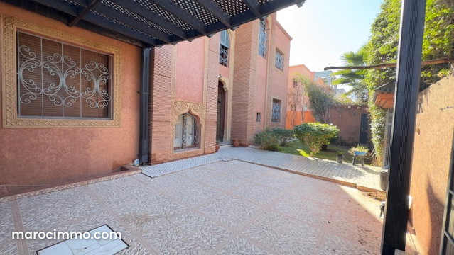 Villa jumelée orientée sud est, idéalement située à deux pas de Targa et proche de toutes commodités — 3