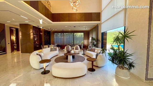 Luxury Empty Villa for Rent in Souissi Rabat — 2
