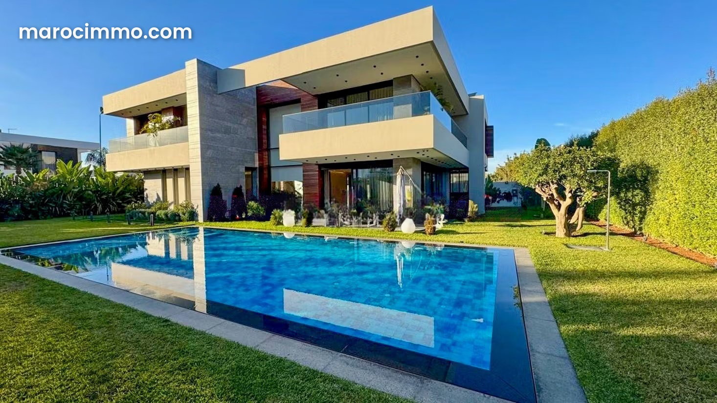 1,300 m² Villa with Heated Pool, Souissi, Rabat — Rabat