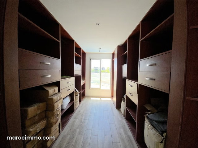 Villa neuve jamais habitée à vendre bouskoura ville — 3