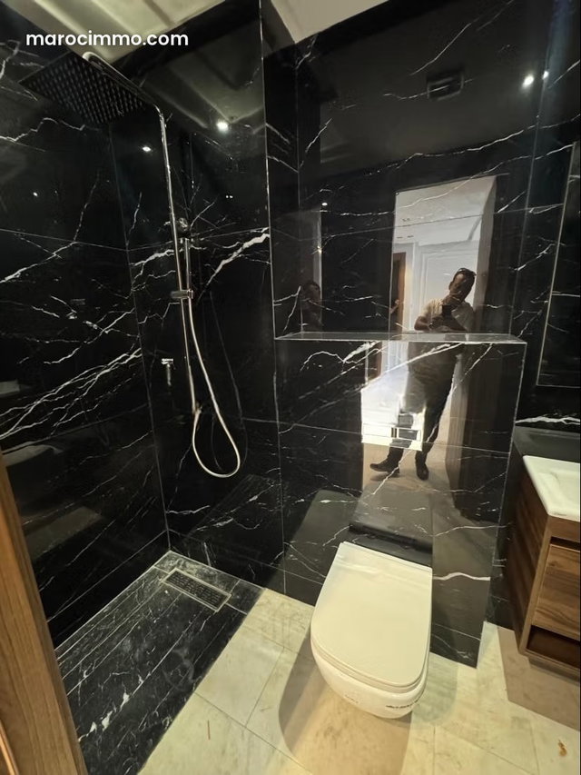 Super studio à vendre à Anfa. 1 Pièce. Fenêtres double vitrage et chauffage central — 4