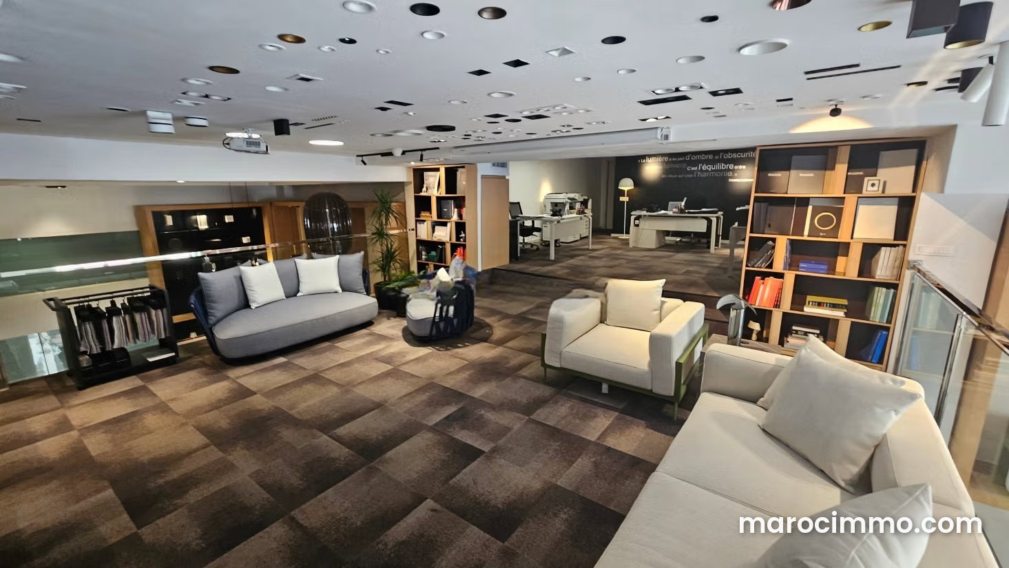 Local commercial 280 m², Les Princesses, Casablanca — Casablanca