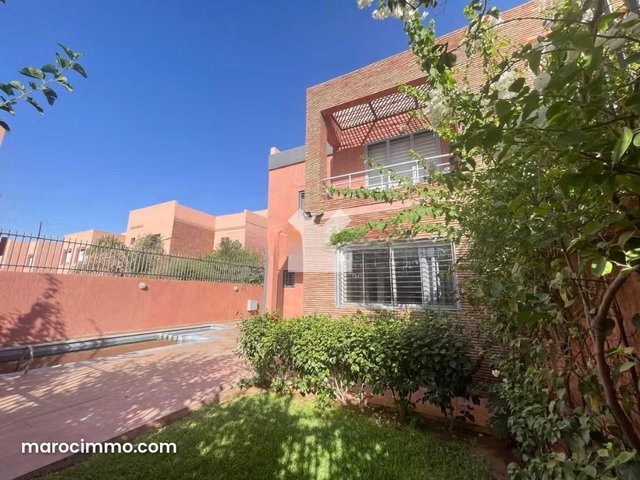 Villa à Vendre de 298.0 m² à Marrakech, Boulvard Moulay Abdellah Route De Safi — 4