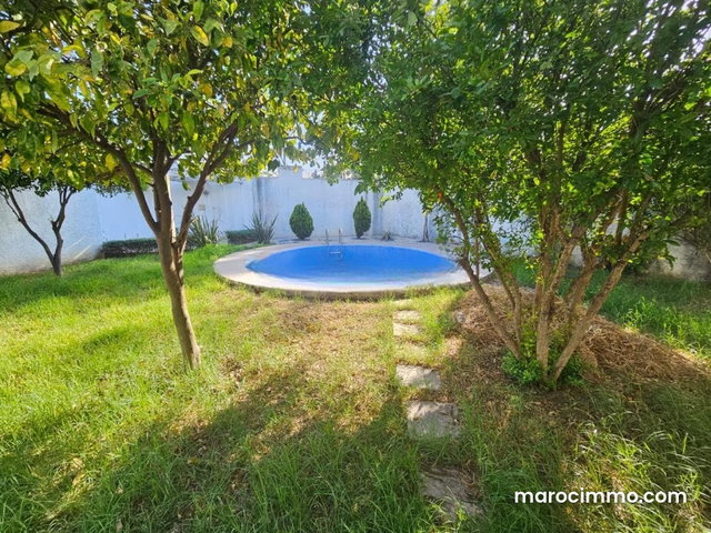 Villa de Luxe à Louer — 4