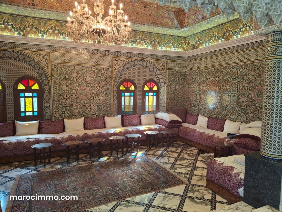 Villa 1610 m² avec jardin et piscine, Californie, Casablanca — Casablanca
