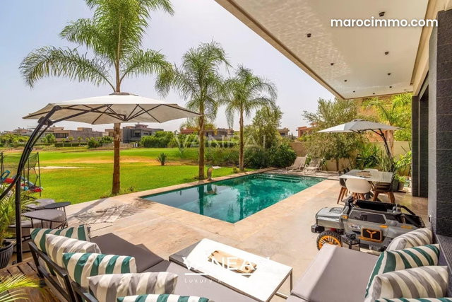 Villa luxueuse en première ligne de golf — 2