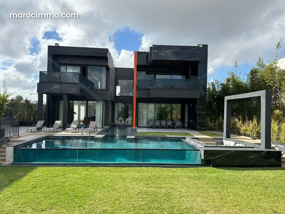 Villa 800 m² avec piscine, Ville Verte, Bouskoura — Bouskoura