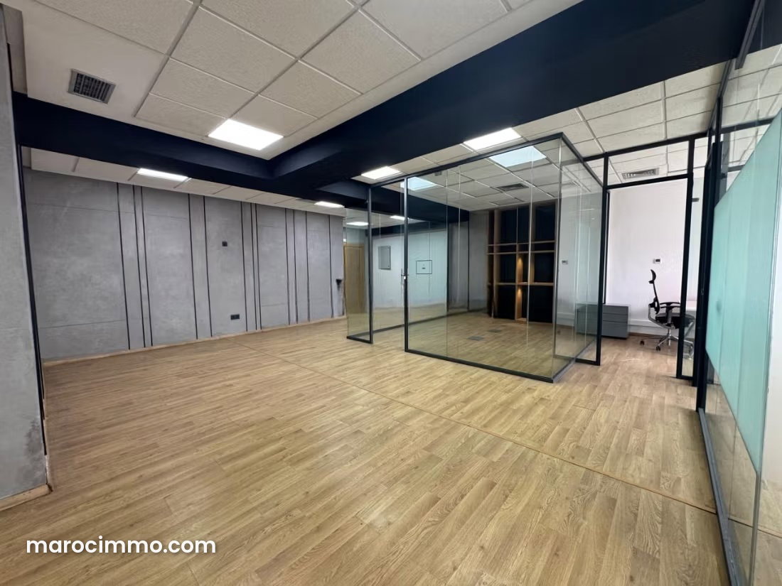 Bureau 131 m² à louer, Quartier des Hôpitaux, Casablanca — Casablanca