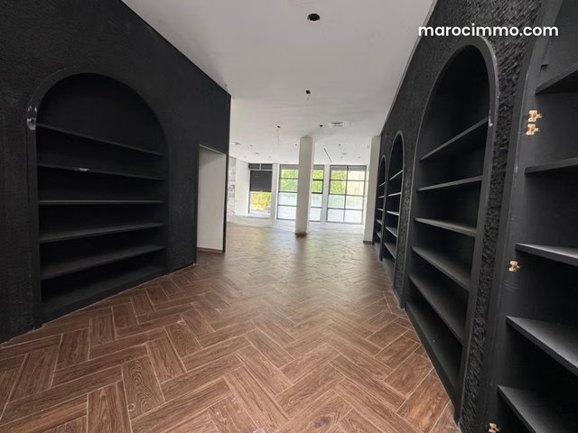Local commercial Prime 131 M² En Plein Gauthier — 2