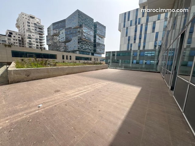 Bureau 1794 M² Prime En Location À La MARINA — 3