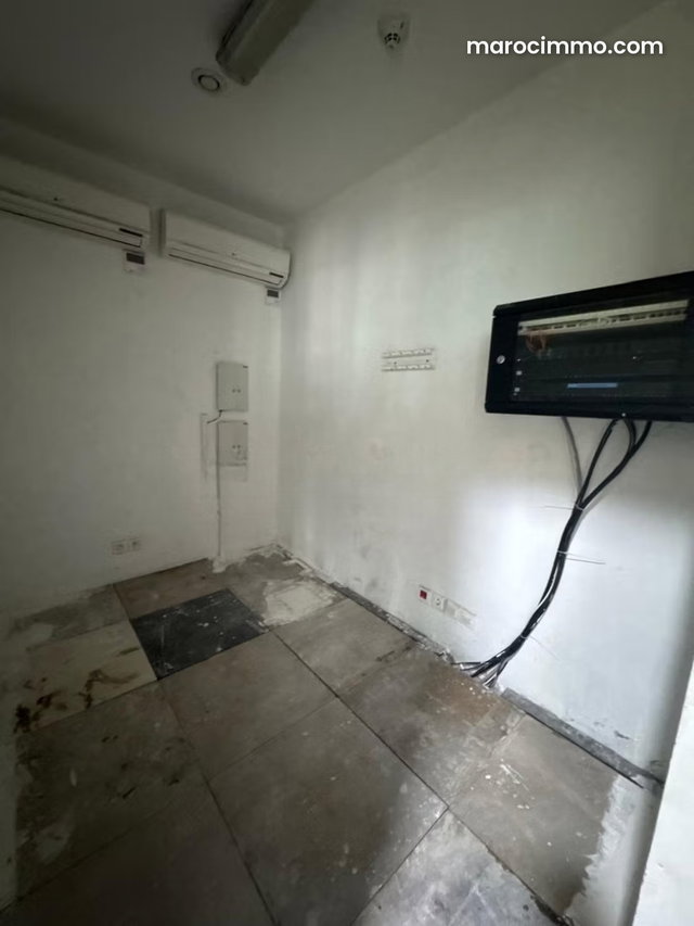 Bureau 1794 M² Prime En Location À La MARINA — 5