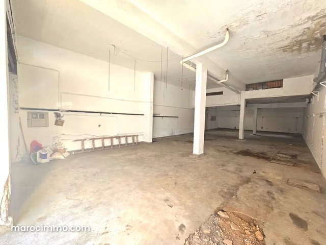 DV. 945: Local commercial à la rue Ibn Rochd — 3