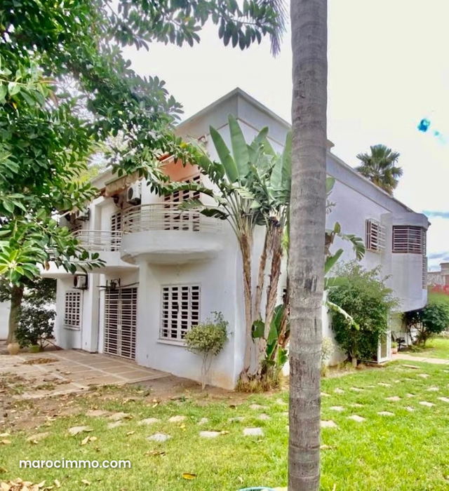 Villa professionnelle 500m sidi maarouf zenith — Casablanca