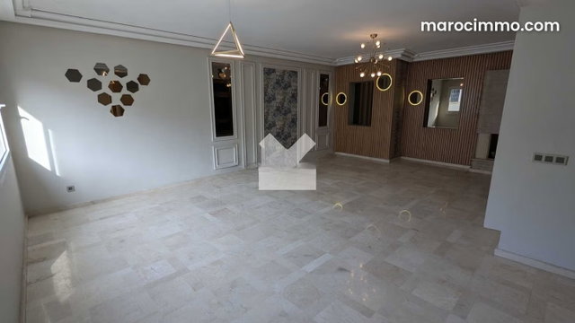 Appartement à Louer de 94.0 m² à Casablanca, Bourgogne Anfa — 2