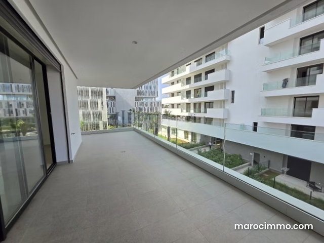 T3 of 145m² – Large Terrace — 4