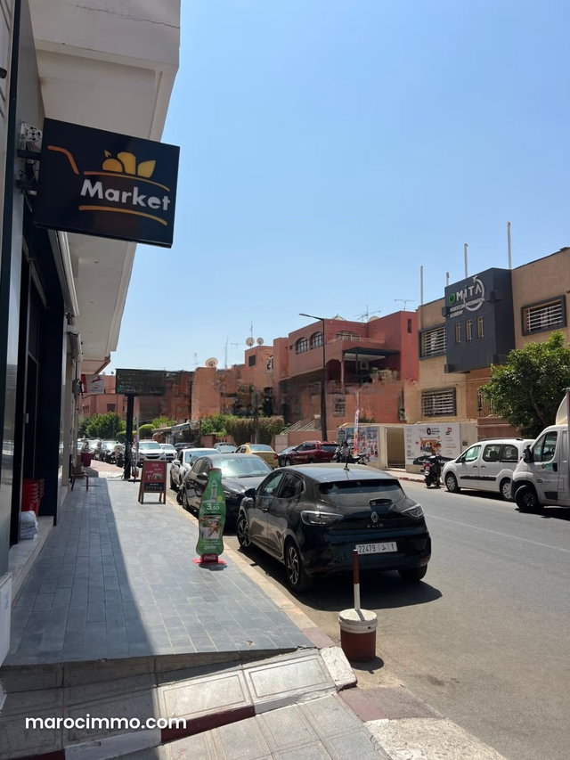 Local Commercial Quartier Semlalia 78/29M2 — 2