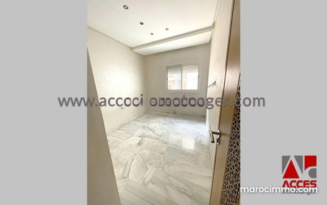 Appartement Vide à Louer en Plein Centre Ville — 4