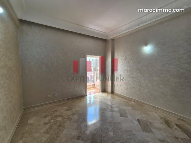 Appartement lumineux 3 façades — 5