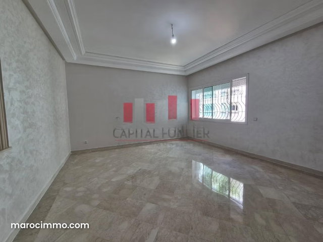 Appartement lumineux 3 façades — 2