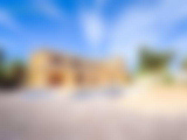 فيلا فسيحة مع مسبح في حي السويسي الرباط — 3