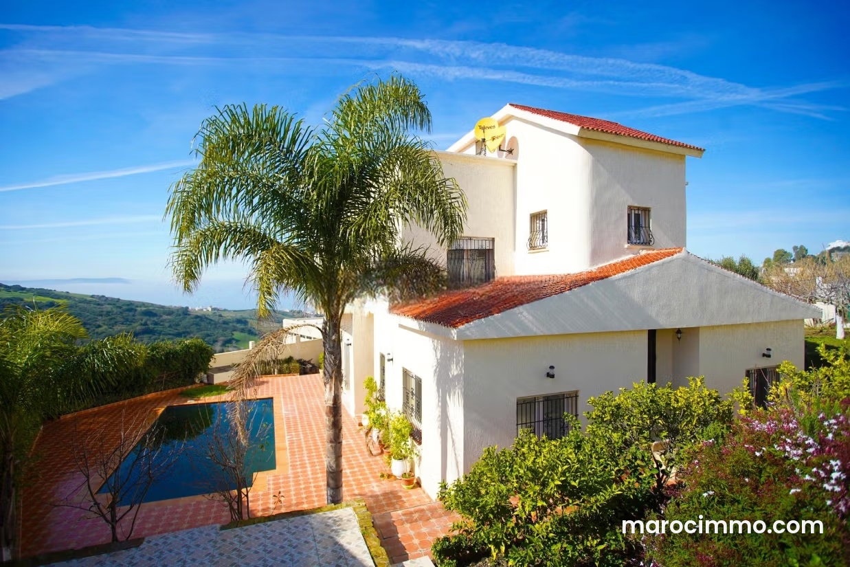 380 m² Apartment with Sea and Mountain Views, Manar, Tangier — Tangier