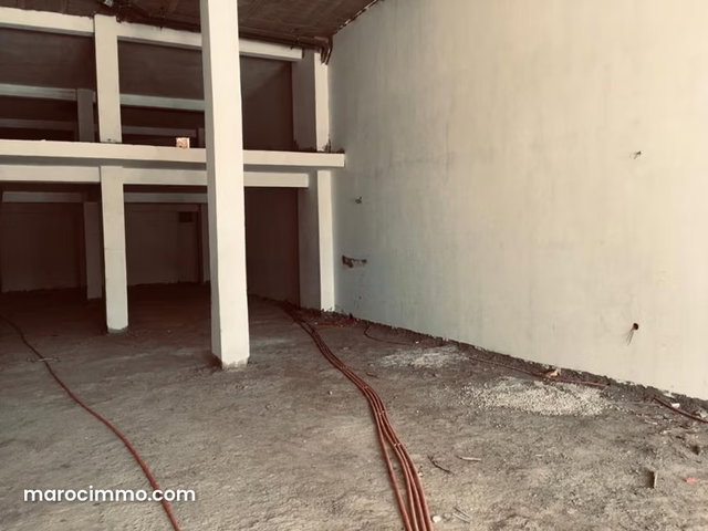 Local commercial a louer au RIVIERA — 4