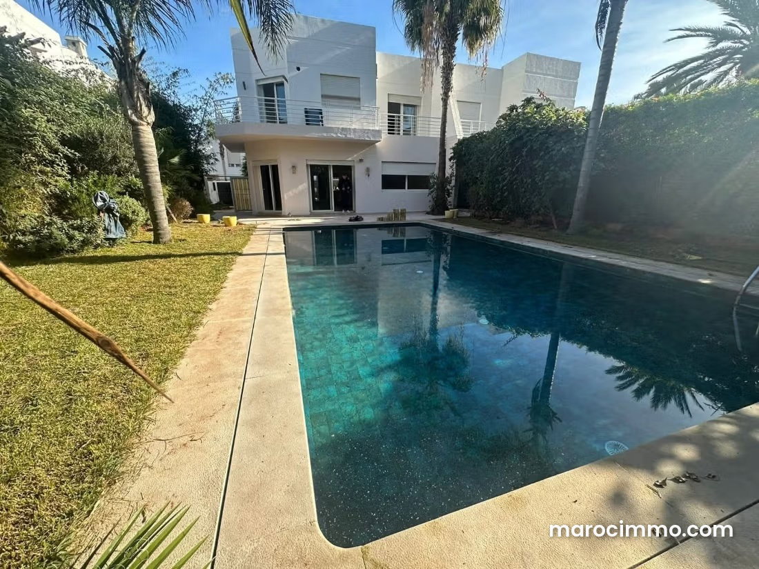 600 m² Villa with Pool and Garden, California, Casablanca — Casablanca