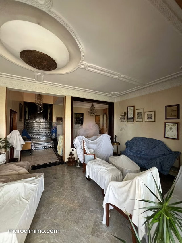 Villa with Pool – Moujahidine Quarter — 3