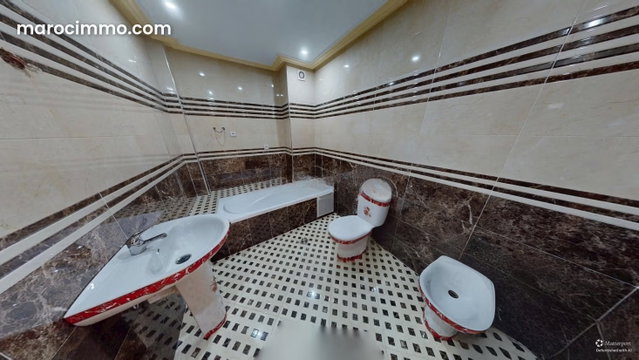 Maison spacieuse à vendre — 4