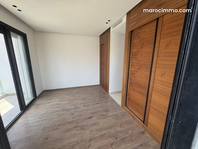 Appartement à l'achat à Quartier Bachkou. 2 pièces. Avec ascenseur et terrasse — 3