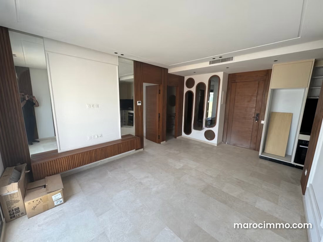Bright apartment with terrace for sale in Bachkou, Casablanca — Casablanca