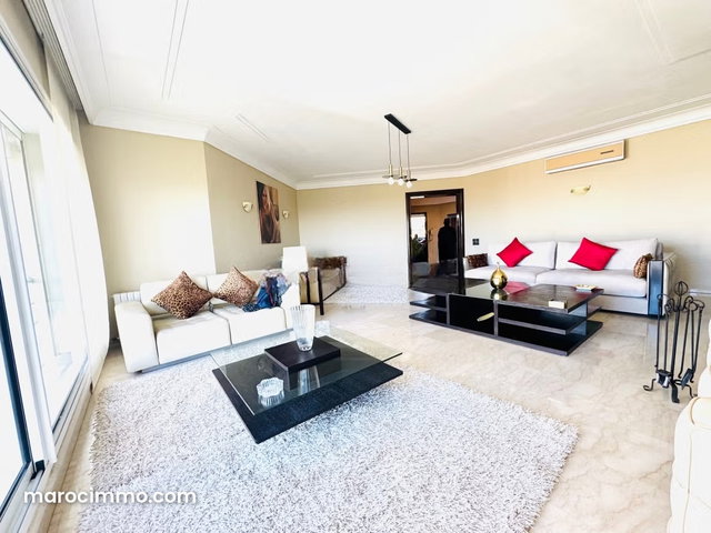 À louer – Magnifique appartement meublé avec vue mer exceptionnelle — 3