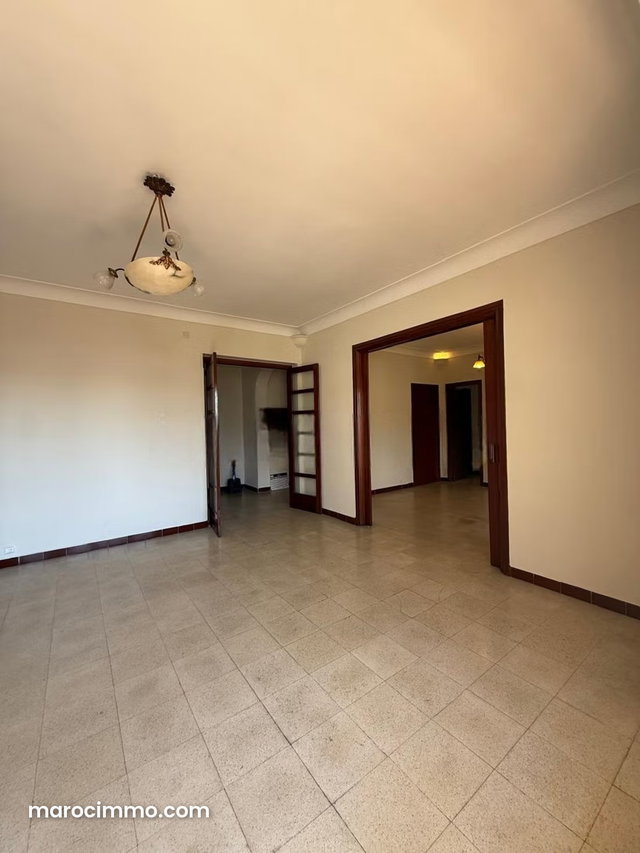 Beautiful 170m Apartment for Rent in City Center — 2