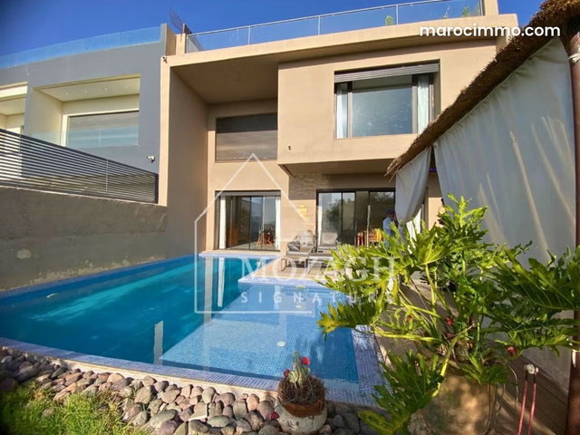 Magnifique villa piscine sur résidence golfique — 4